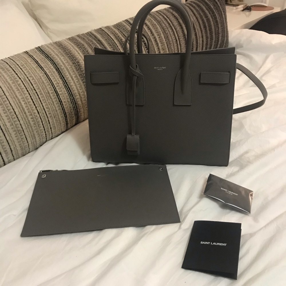 Saint Laurent Classic Small Sac De Jour in Fog